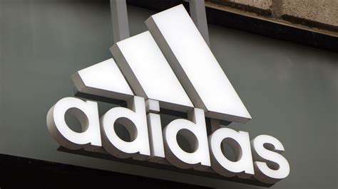 adidas wikipédia